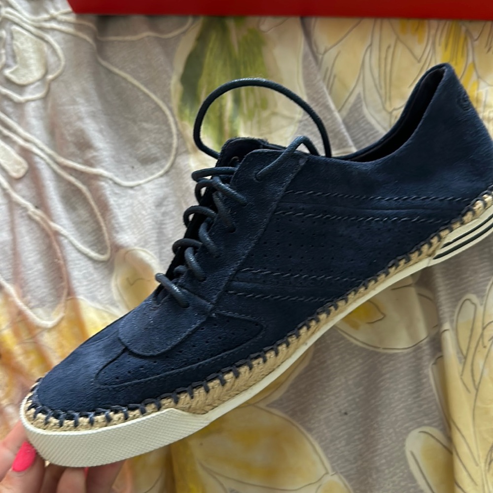New In Box COACH Womens size 10 Navy